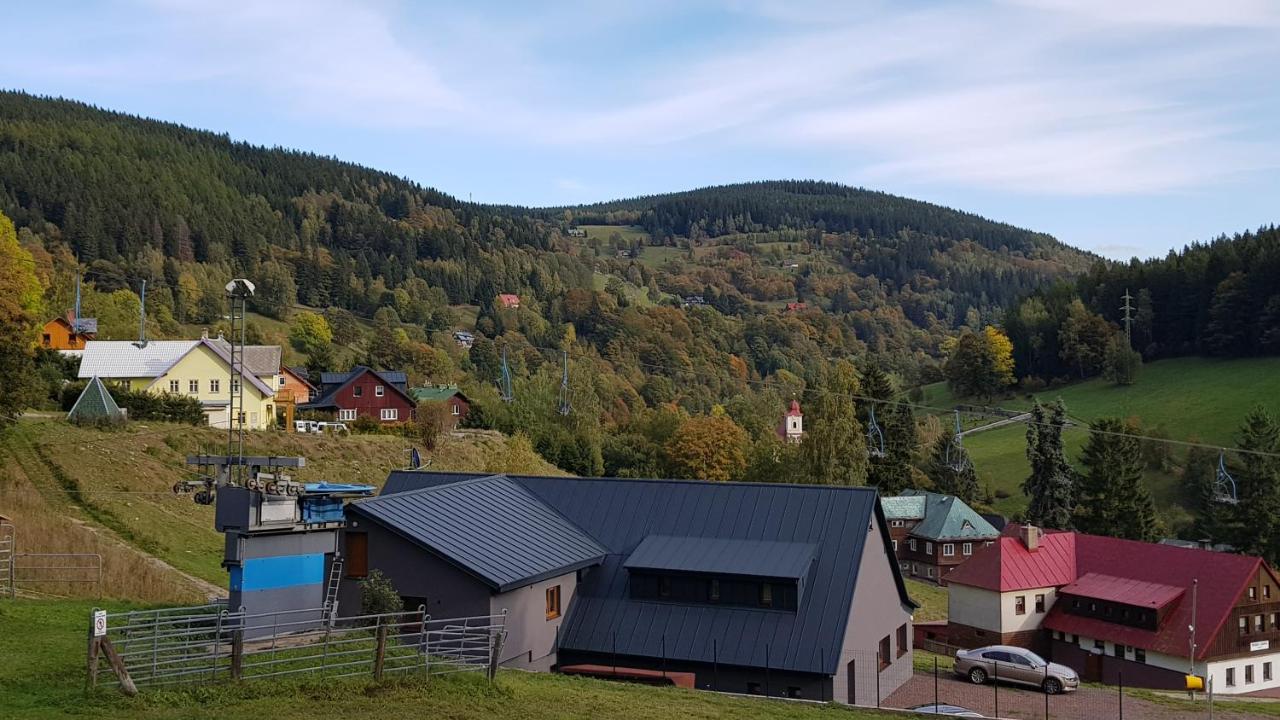 Ski Apartmany Nymburska Chata Praiano Dış mekan fotoğraf